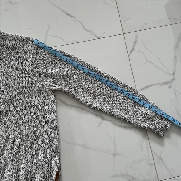 Roots Salt & Pepper Knitted Sweater - Picture 8 of 8